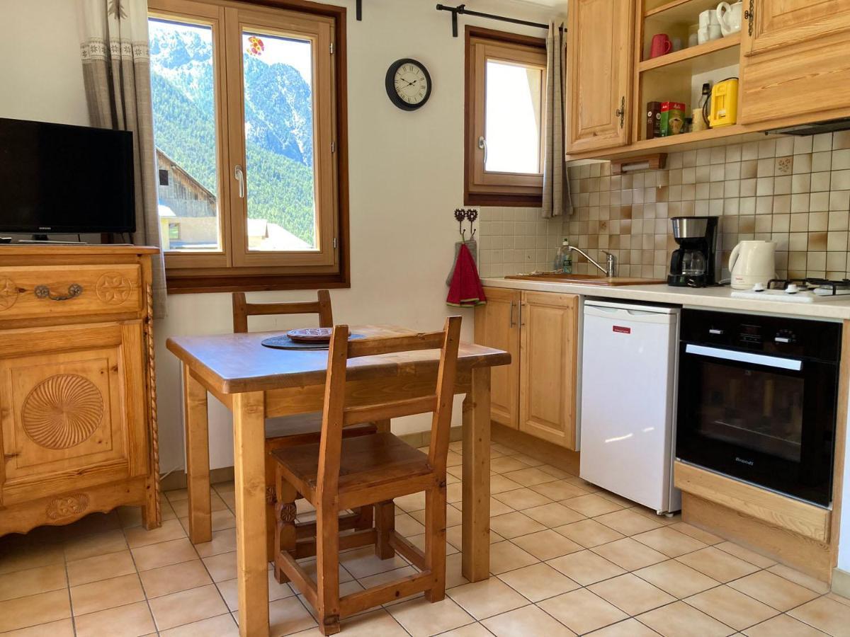 La Saume Apartment Ceillac Bagian luar foto